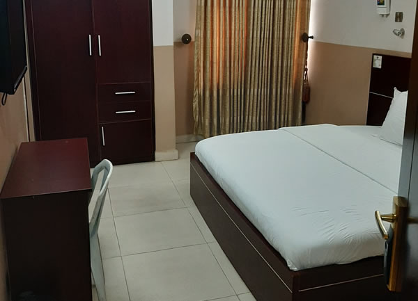 Golden Tree Hotels and Suites
