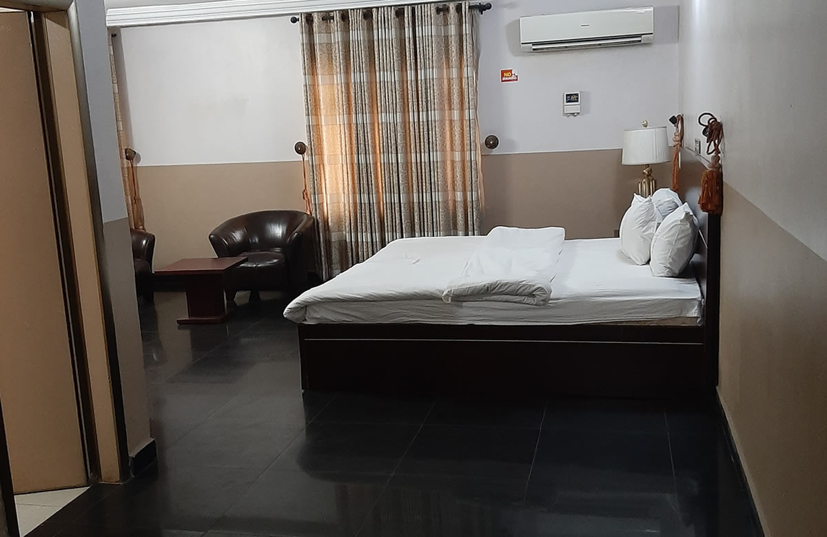 Golden Tree Hotels and Suites
