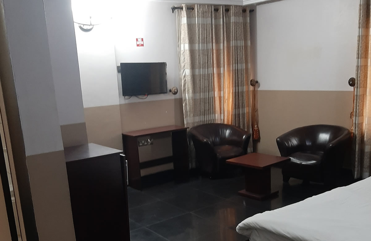 Golden Tree Hotels and Suites