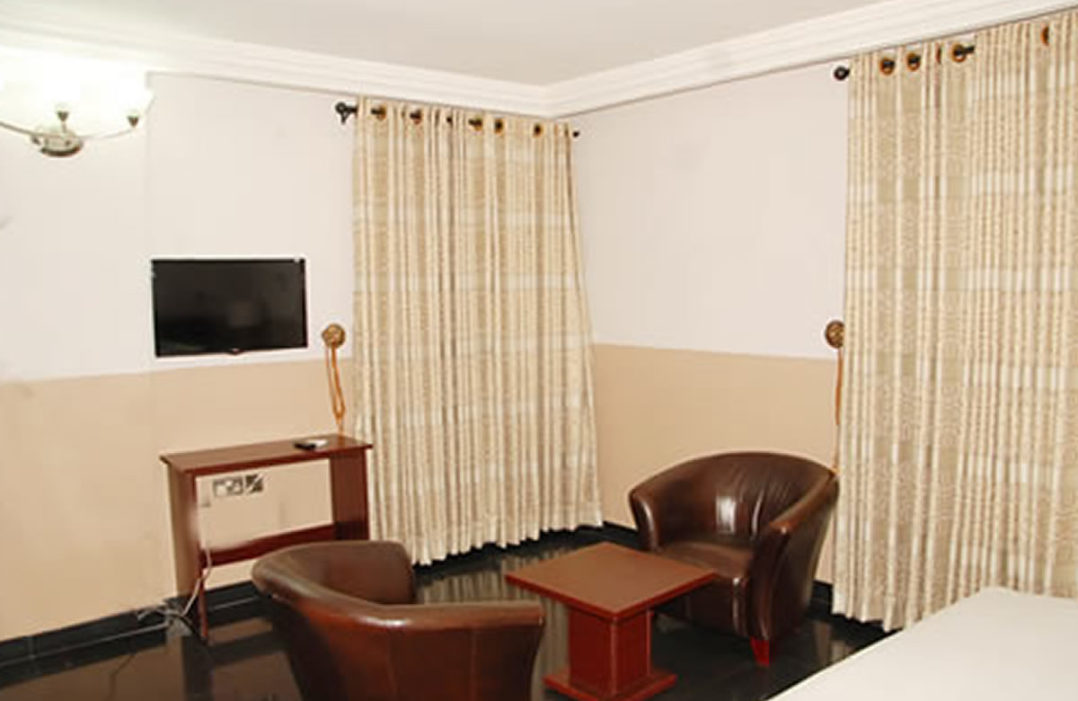 Golden Tree Hotels and Suites