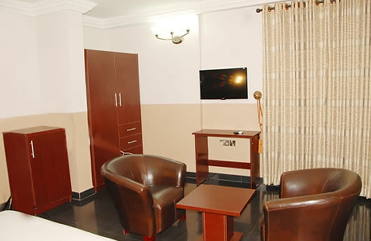 Golden Tree Hotels and Suites